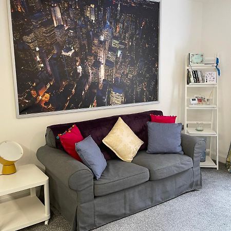 Fabulous One Bedroom Apartment In Ripon City Centre ภายนอก รูปภาพ