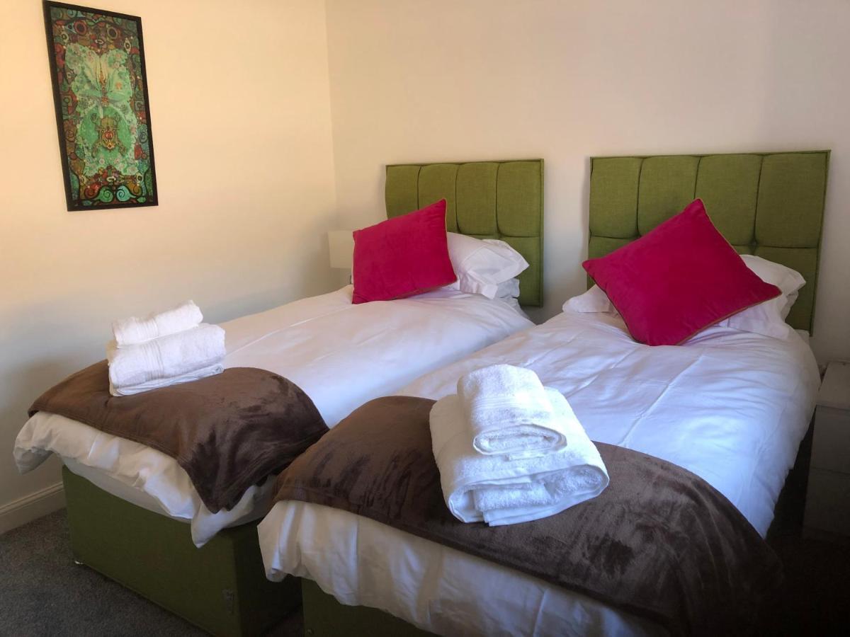 Fabulous One Bedroom Apartment In Ripon City Centre ภายนอก รูปภาพ