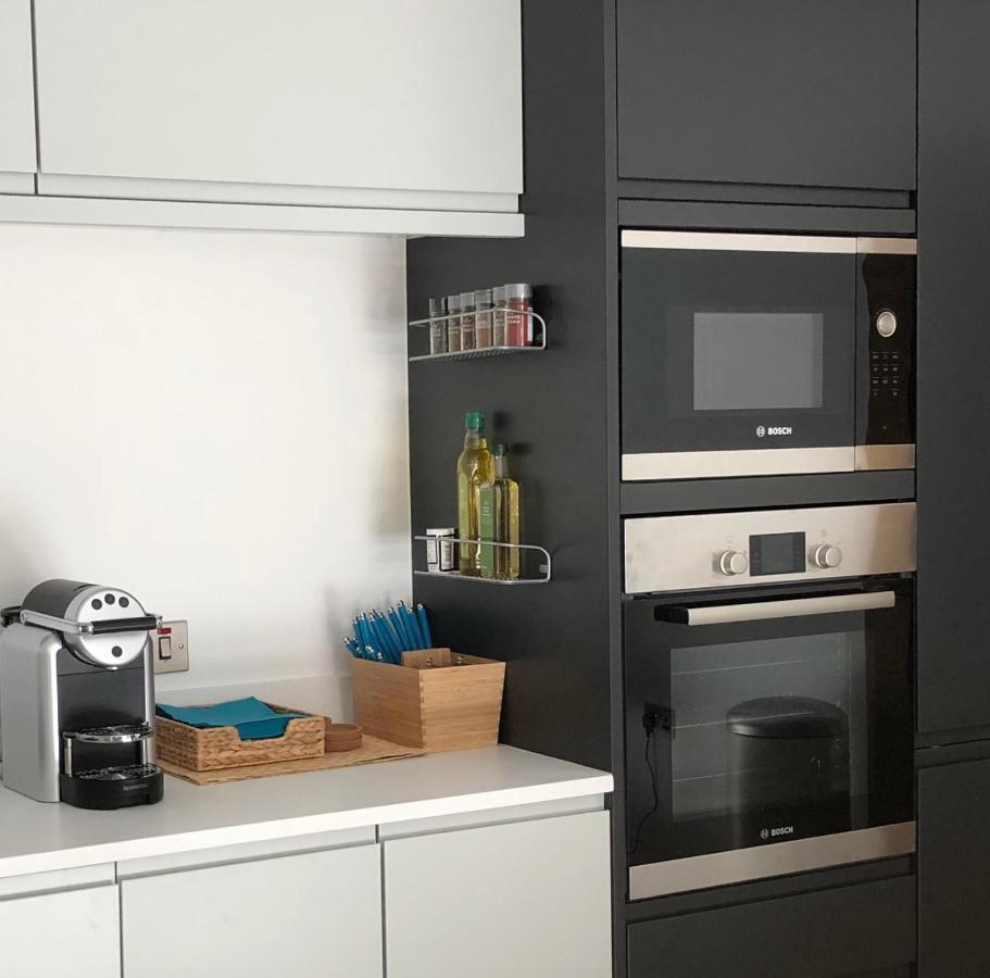 Fabulous One Bedroom Apartment In Ripon City Centre ภายนอก รูปภาพ