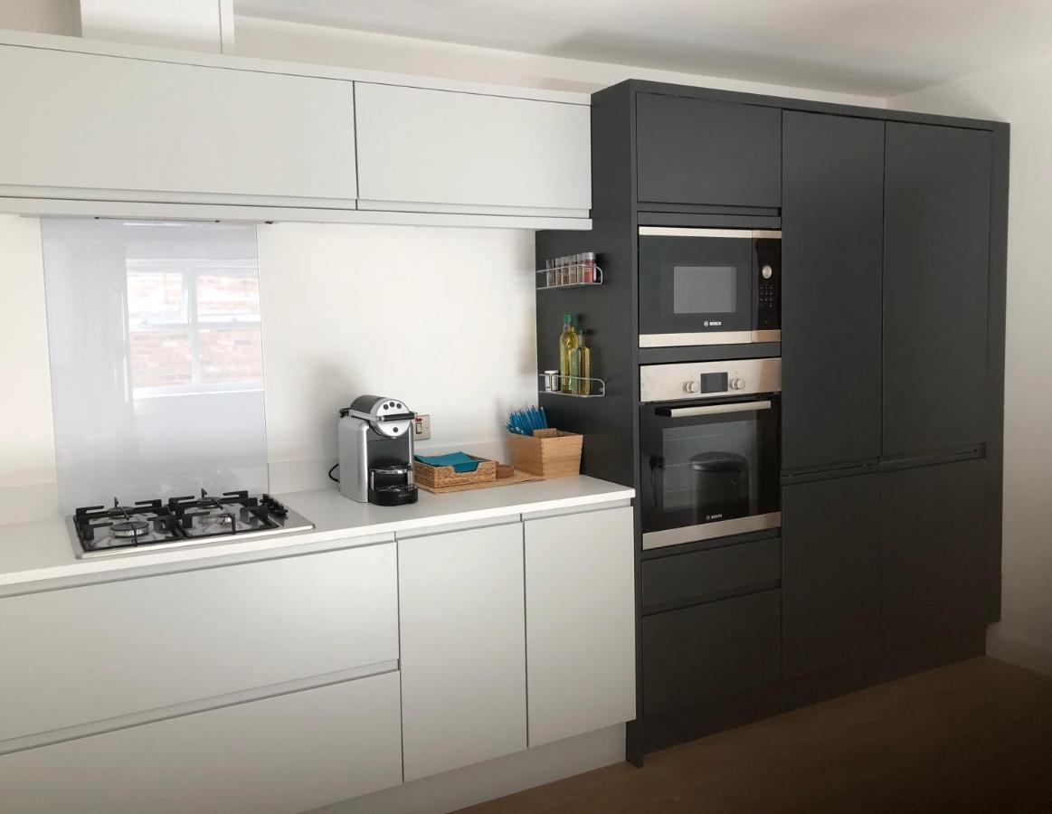 Fabulous One Bedroom Apartment In Ripon City Centre ภายนอก รูปภาพ