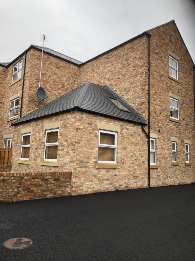 Fabulous One Bedroom Apartment In Ripon City Centre ภายนอก รูปภาพ